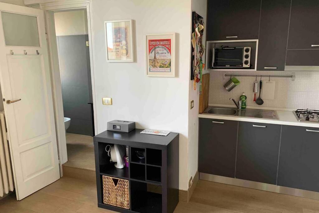 Appartamento Splendido Con Tutti Servizi In Zona Navigli Milano Dış mekan fotoğraf