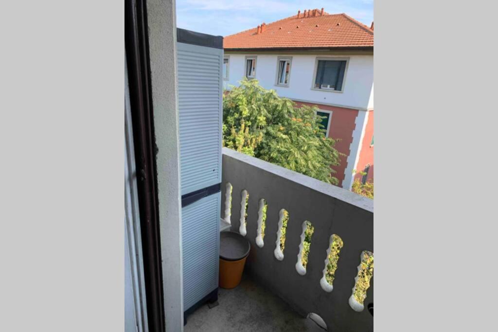 Appartamento Splendido Con Tutti Servizi In Zona Navigli Milano Dış mekan fotoğraf